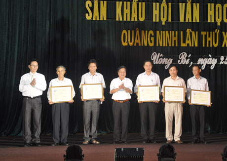 5 giải A tại Liên hoan Sân khấu Quảng Ninh